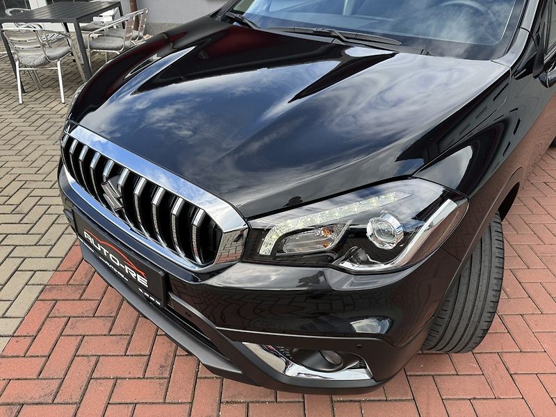 Suzuki SX4 S-Cross (2017) 1.4i BoosterJet LED Kamera - fotka 34 z 49