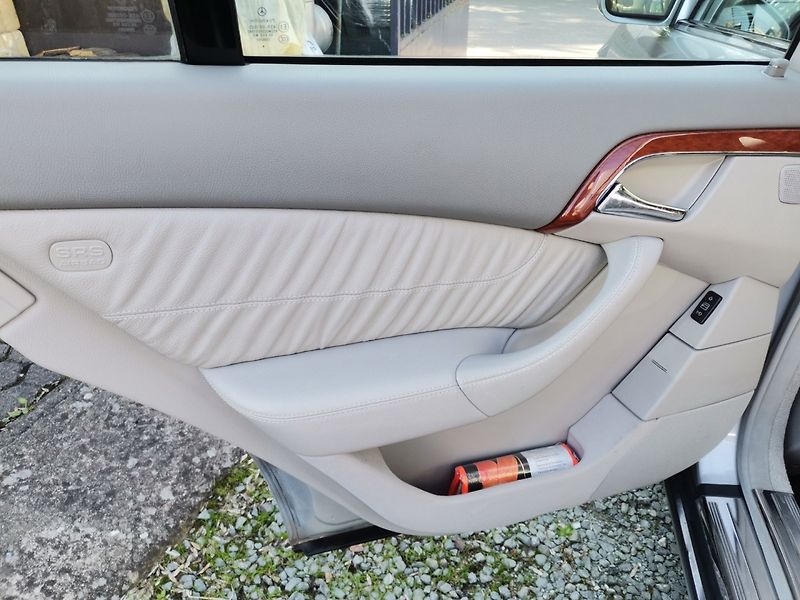 Mercedes-Benz Třídy S (2005) 320CDi R6 150kw TOP vzhled! - fotka 15 z 35