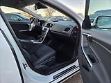 Volvo V60 2,0 120 KW D3 Automat tažné - náhled 16