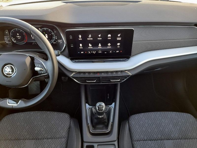 Škoda Octavia Style Plus Navi 1.5 TSI 110kW - fotka 15 z 20