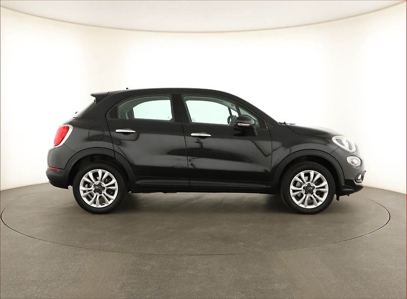 Fiat 500X (2018) 1.6 E.torQ, Navi, Tempomat - fotka 6 z 13