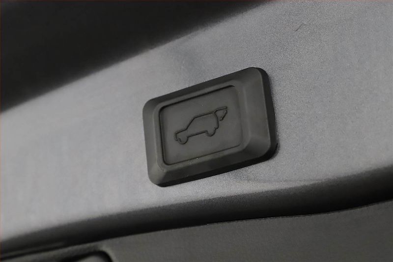 Toyota RAV4 (2022) 2.5 Plug-in - fotka 21 z 21