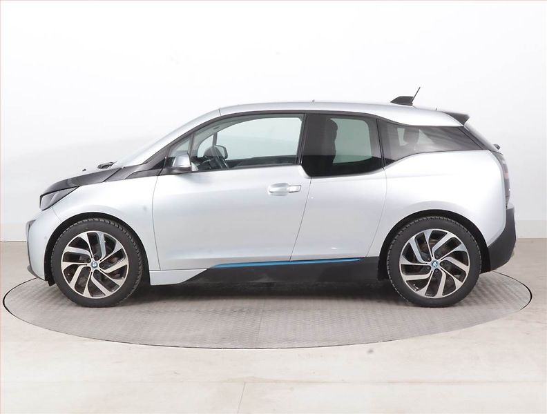 BMW i3 (2014) 60Ah BEV, SoH 74%, Automat - fotka 3 z 19