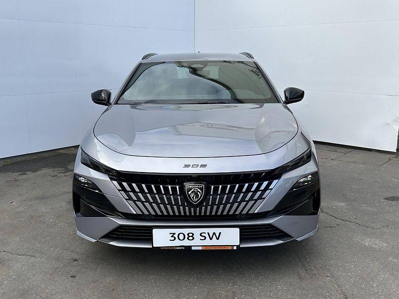 Peugeot 308 (2025) GT Hybrid e-DCS6 1,2 - fotka 2 z 10