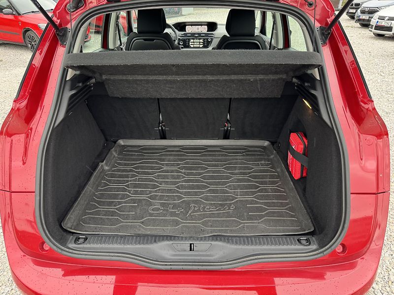 Citroën C4 Picasso (2014) 1.6VTi. rezervace - fotka 23 z 42