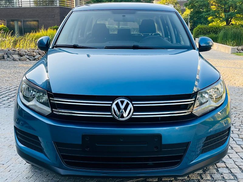 Volkswagen Tiguan 1.4TSI MANUÁL 1MAJITEL SENZORY - fotka 6 z 40