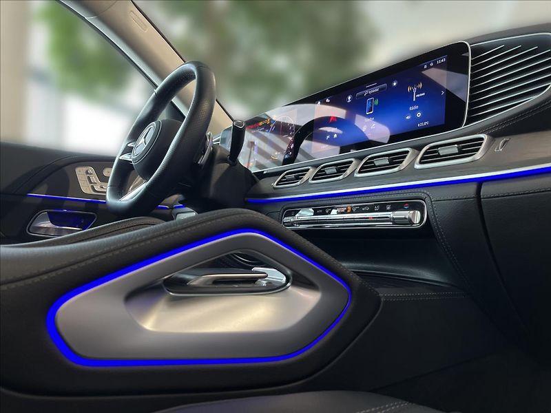 Mercedes-Benz GLE 350 de 4MATIC s hybridní techn - fotka 16 z 23