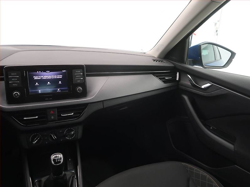 Škoda Kamiq (2023) Ambition 1.0 TSI, Serv.kniha - fotka 8 z 18