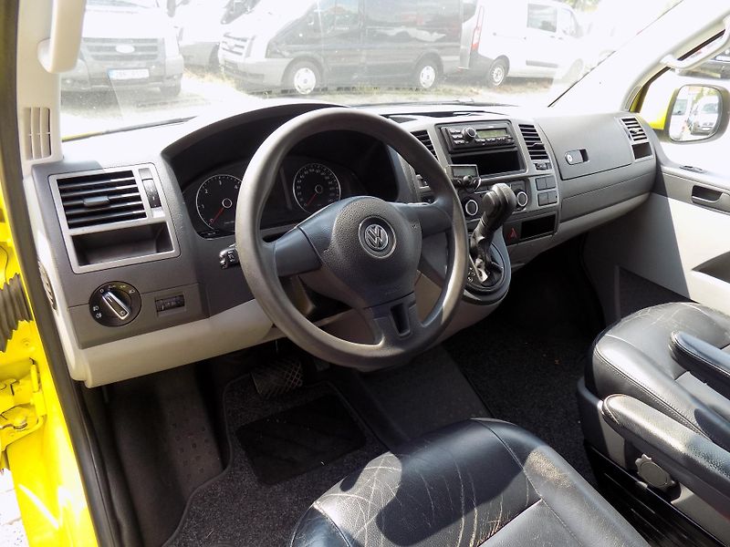 Volkswagen Transporter 2,0 TDI 103 KW DSG KLIMA - fotka 22 z 43