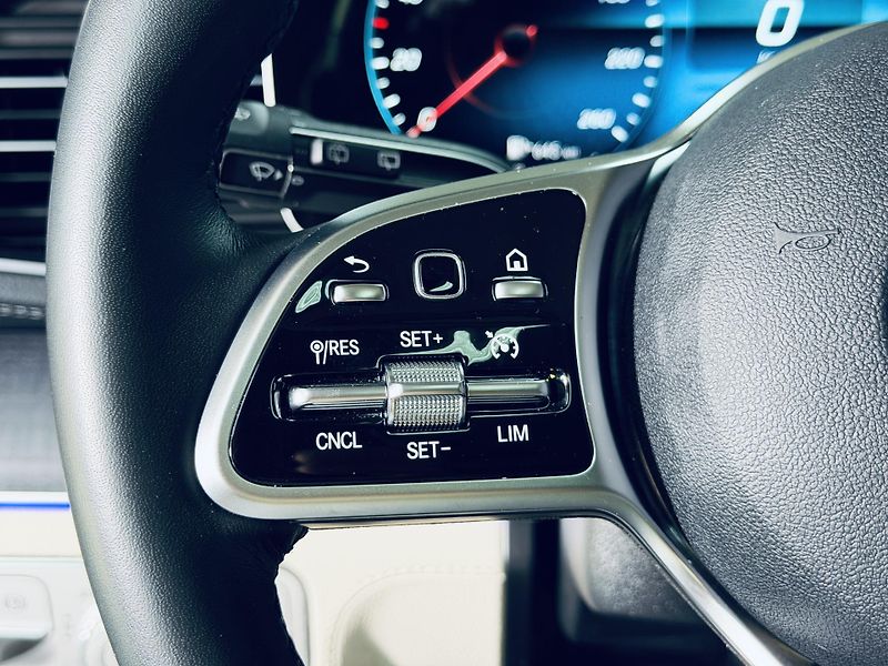 Mercedes-Benz GLE (2022) 350de*CZ*ZÁRUKA*SERVIS ZDARMA - fotka 18 z 35