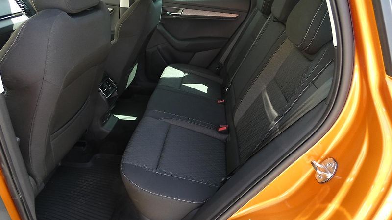 Škoda Karoq 1,5 TSI DSG Style - fotka 19 z 22