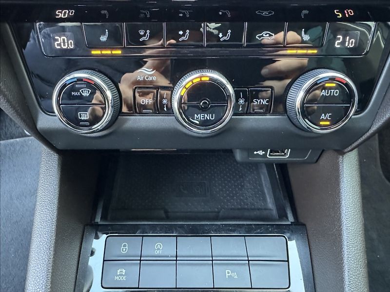 Škoda Octavia 2,0 TDI 110kW L&K ACC původ ČR - fotka 37 z 50