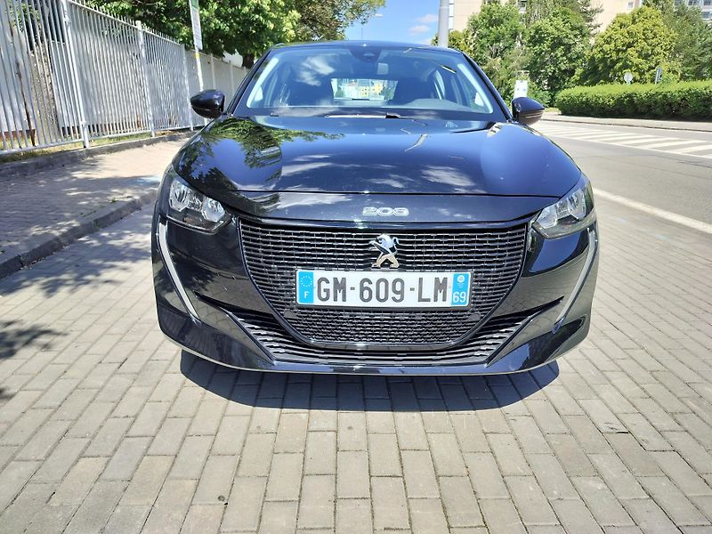 Peugeot 208 e, navigace, SOH 95% - fotka 2 z 28