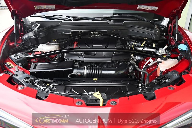 Alfa Romeo Stelvio 2.0 Q4 VELOCE - fotka 49 z 52