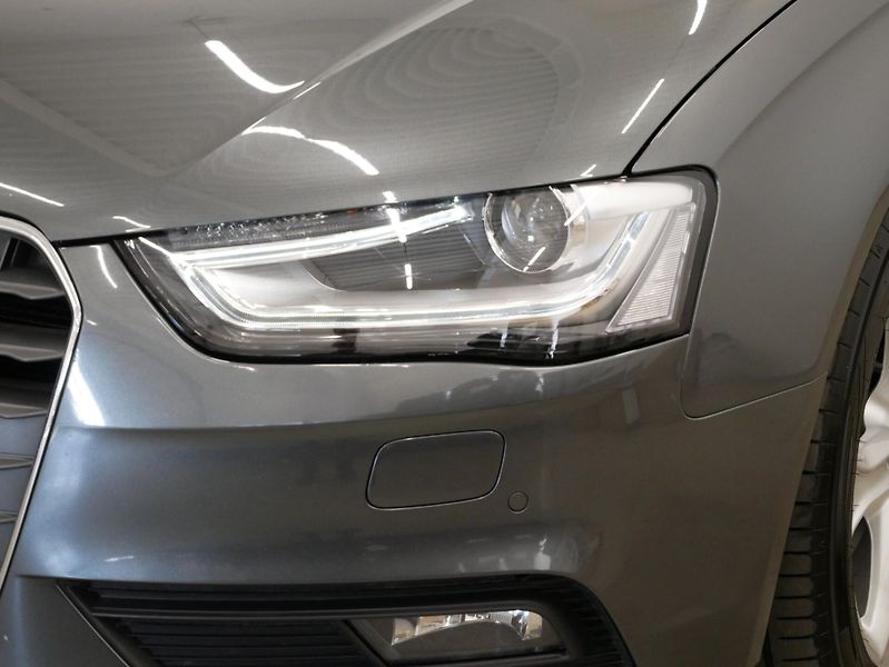 Audi A4 - fotka 9 z 26