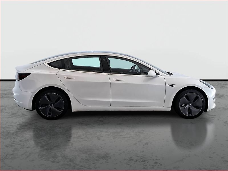 Tesla Model 3 (2020) Long Range 4WD 78kWh, SoH 87% - fotka 6 z 19
