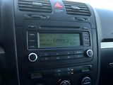 Volkswagen Golf (2007) 1.9 TDI, nová STK, servisované - náhled 12