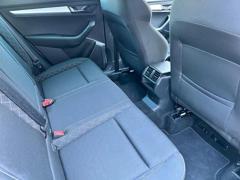 Škoda Karoq (2021) 2.0 TDI 85 kW Ambition DSG - fotka 22 z 26