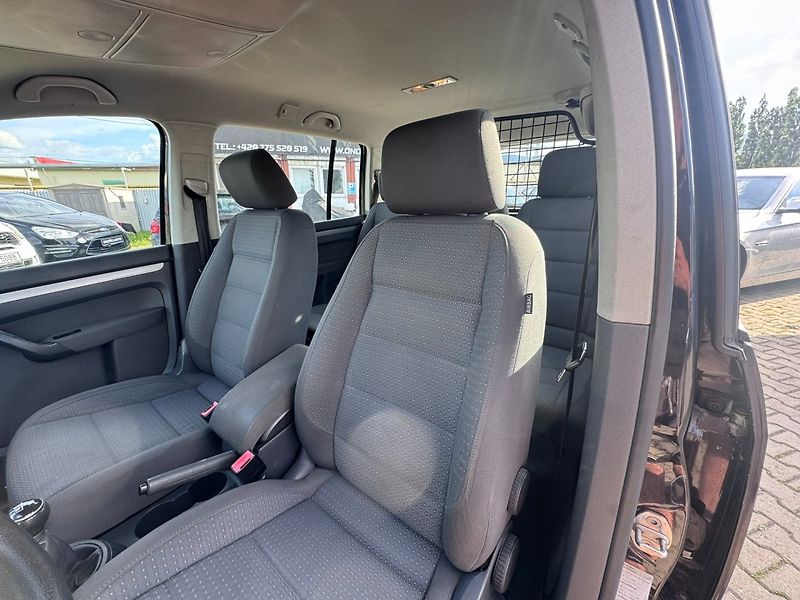 Volkswagen Touran (2005) 1,6 MPI 75 KW SPOJKA STK - fotka 25 z 48