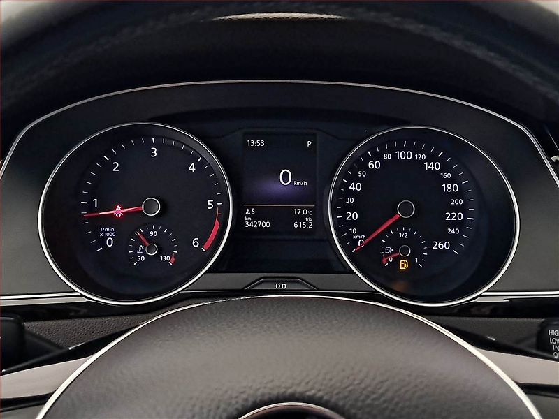Volkswagen Passat (2015) Highline 2.0 TDI, Automat - fotka 11 z 20
