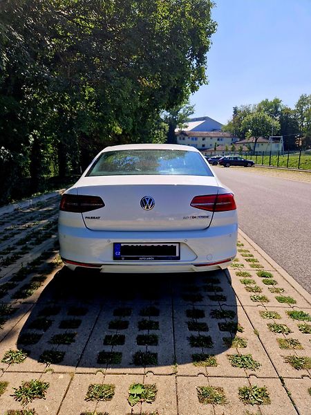 Volkswagen Passat (2016) B8 2.0TDi Highline 140kW - fotka 5 z 19