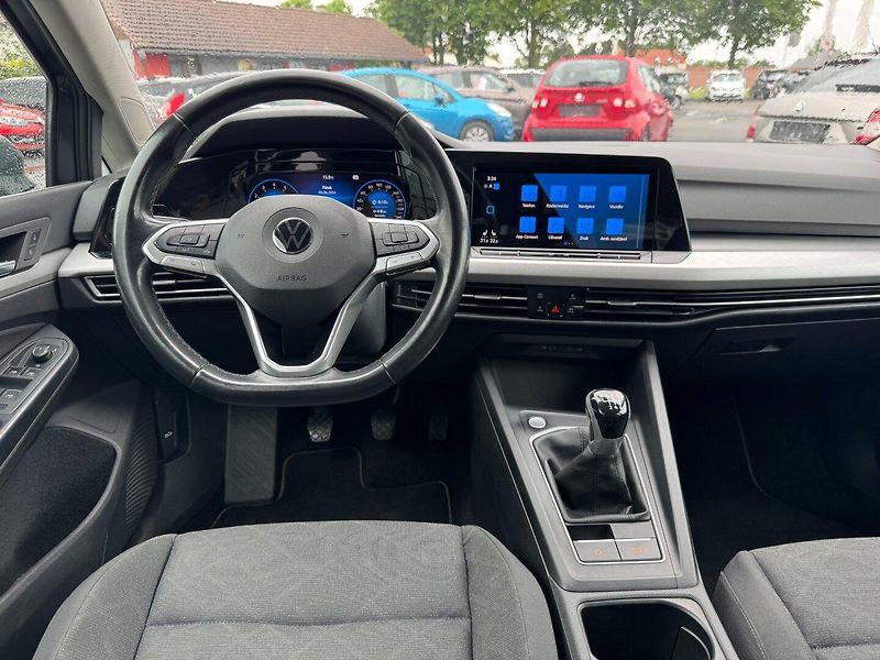 Volkswagen Golf (2020) Edition 1.5 TSI 96kW - fotka 19 z 31