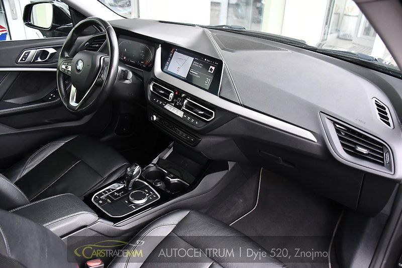 BMW Řada 2 218d ČR 1.MAJ TAŽNÉ - fotka 15 z 55