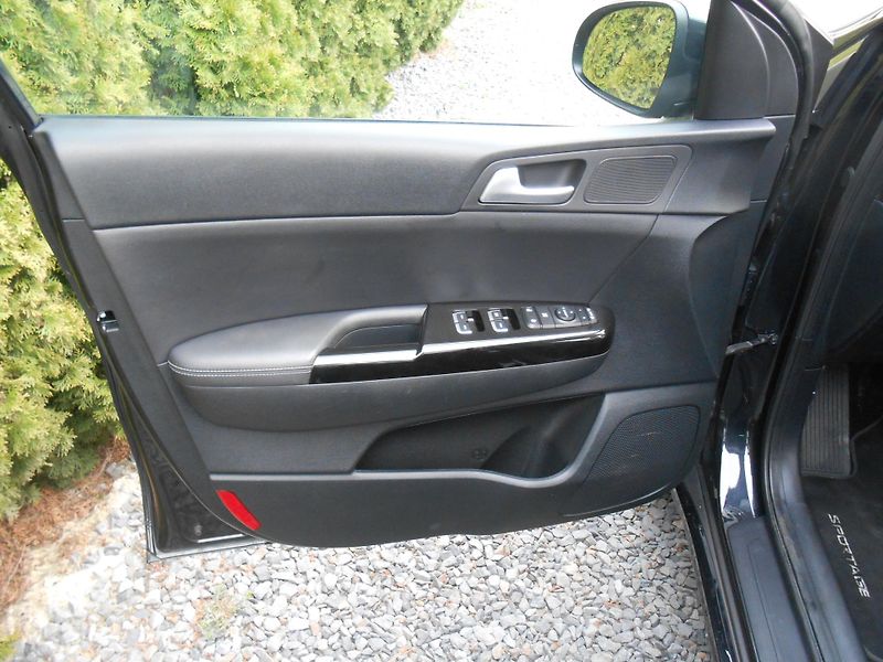 Kia Sportage (2021) AUTOMAT,BLACK EDITION.44tkm - fotka 26 z 43
