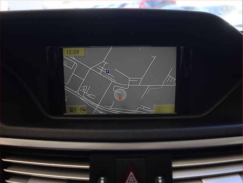 Mercedes-Benz Třídy E (2011) E 250 CDI, 4X4, Automat, Navi - fotka 13 z 20