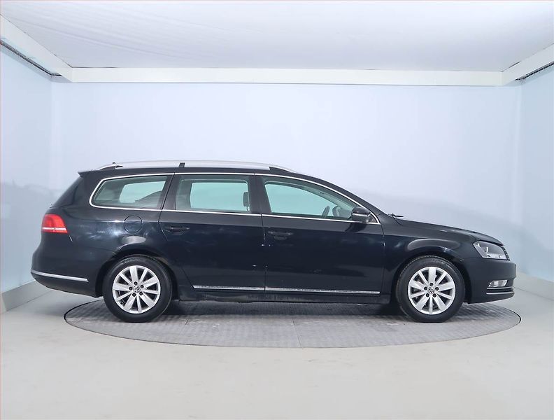 Volkswagen Passat (2014) Comfortline 2.0 TDI, Automat - fotka 6 z 20