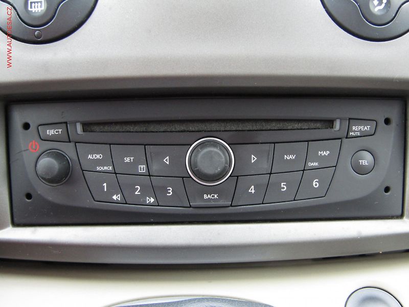 Renault Scénic (2008) 1.5 dCi, AC, tempo, navi - fotka 14 z 18