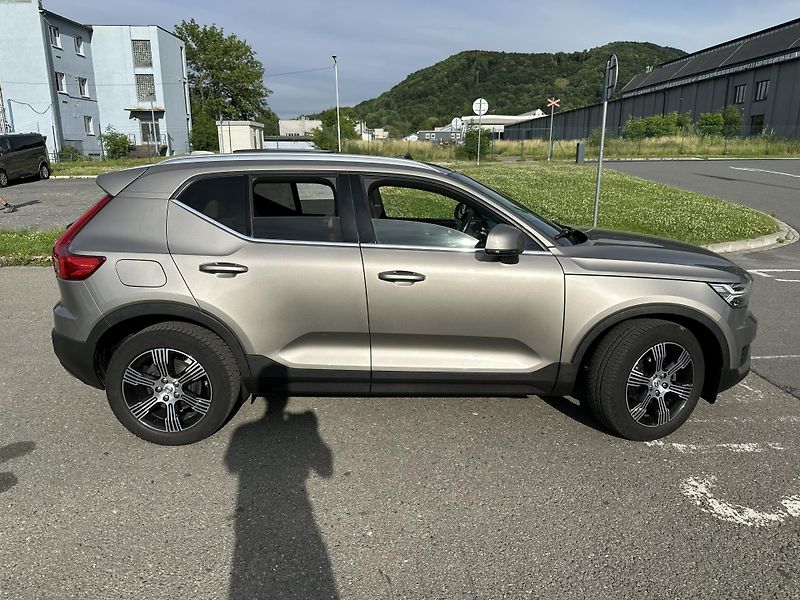 Volvo XC40 (2020) D3|Ins|Pano|Kam|Kůže|Tažné|Top - fotka 8 z 16