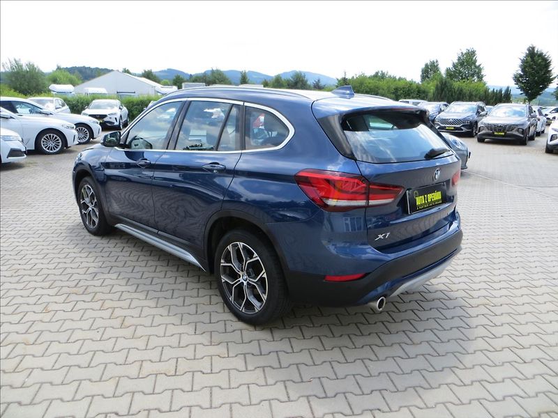 BMW X1 1,5 i sDrive AUT LED Navi ČR - fotka 5 z 27