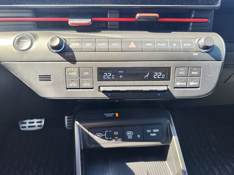 Hyundai Kona 1.6 T-GDi/145kW N-Line DCT 4x4 - fotka 22 z 31