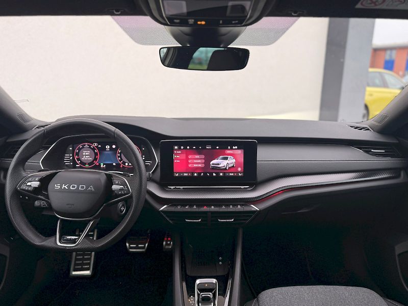 Škoda Octavia (2025) OCT.COMBI SPORTLINE 1,5 TSI M- - fotka 20 z 34