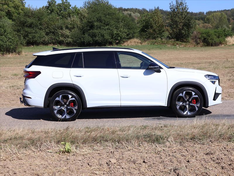 Škoda Kodiaq 2,0 TSI DSG 4x4 RS DPH - fotka 8 z 33