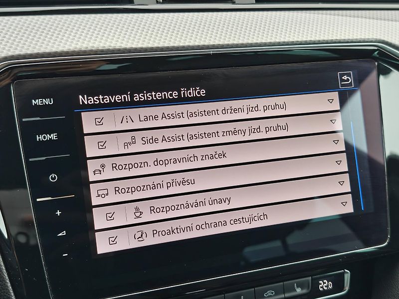 Volkswagen Passat Alltrack 7DSG 4Motion 2,0TSi - fotka 16 z 26