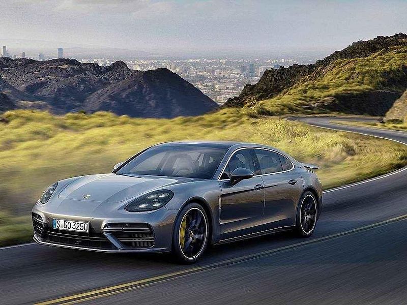 Porsche Panamera Executive.