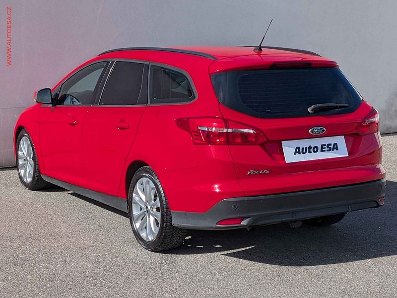 Ford Focus (2013) 1.6TDCi, 2.maj, AC, tempo - fotka 6 z 14