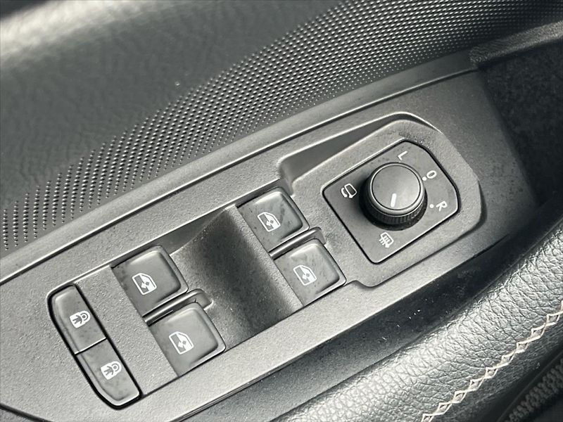 Škoda Kodiaq 2,0 TDi 142kW 7DSG 4X4 EXCLUSI - fotka 20 z 36