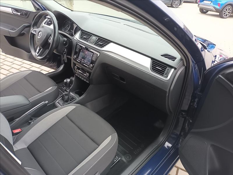 Škoda Rapid 1,0 TSI,81KW,DIGIKLIMA,TEMPOMA - fotka 22 z 36