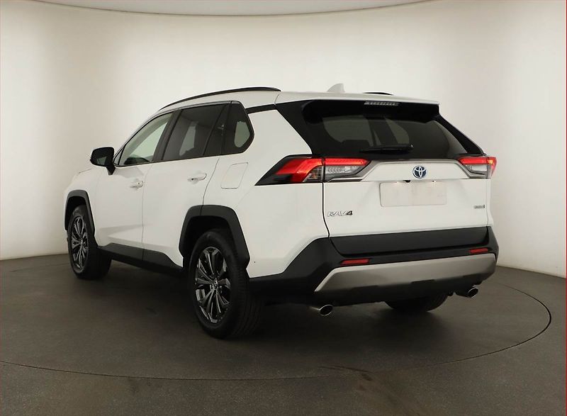 Toyota RAV4 (2023) Comfort 2.5 Hybrid - fotka 4 z 17