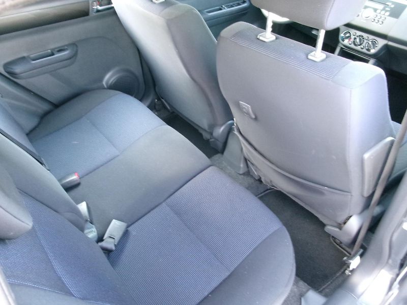 Suzuki Swift (2007) 1,3i KLIMA VÝHŘEV - fotka 15 z 22