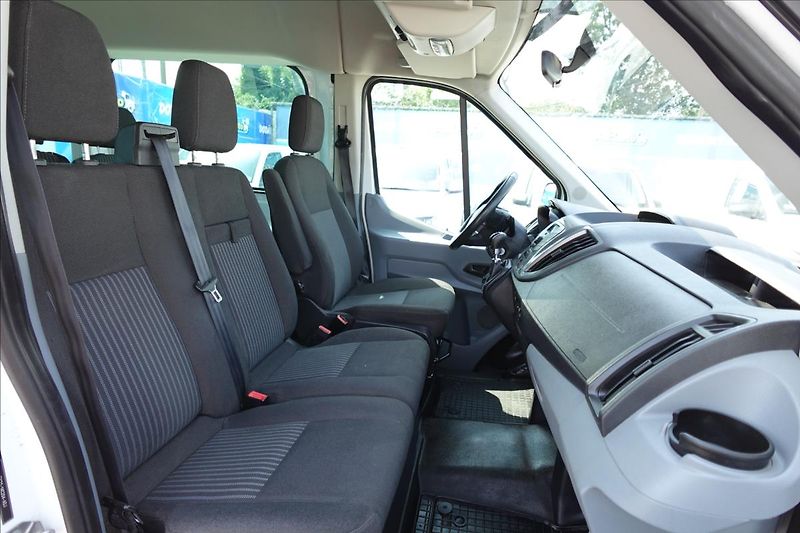 Ford Transit 2,2 TDCI  L3H2 8MÍST BUS KLIMA - fotka 12 z 31