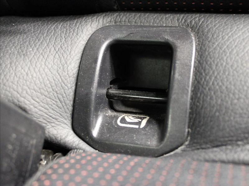 Mercedes-Benz CLA 2,1 CDI 200 4Matic AMG - fotka 29 z 37