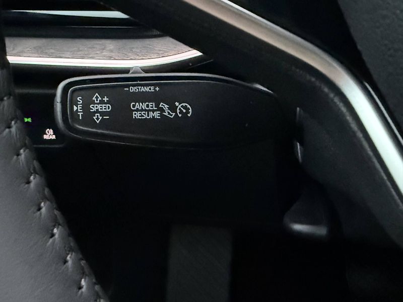 Škoda Superb (2025) L&K 7DSG 2,0 TDI - fotka 16 z 26