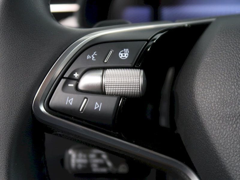 Škoda Scala (2025) TOP SELECTION 1.5TSI 110KW DSG - fotka 18 z 40