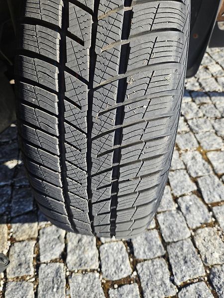 Kia Sorento (2016) 2.2CRDI 147kw, 4X4 TOP STAV - fotka 23 z 26