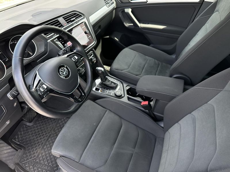 Volkswagen Tiguan 2.0 TSI DSG 4Motion - fotka 8 z 30