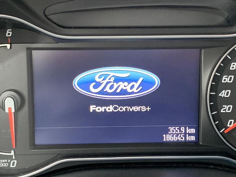 Ford Mondeo 2.0TDCi KLIMA ALU PŮVOD ČR - fotka 19 z 43
